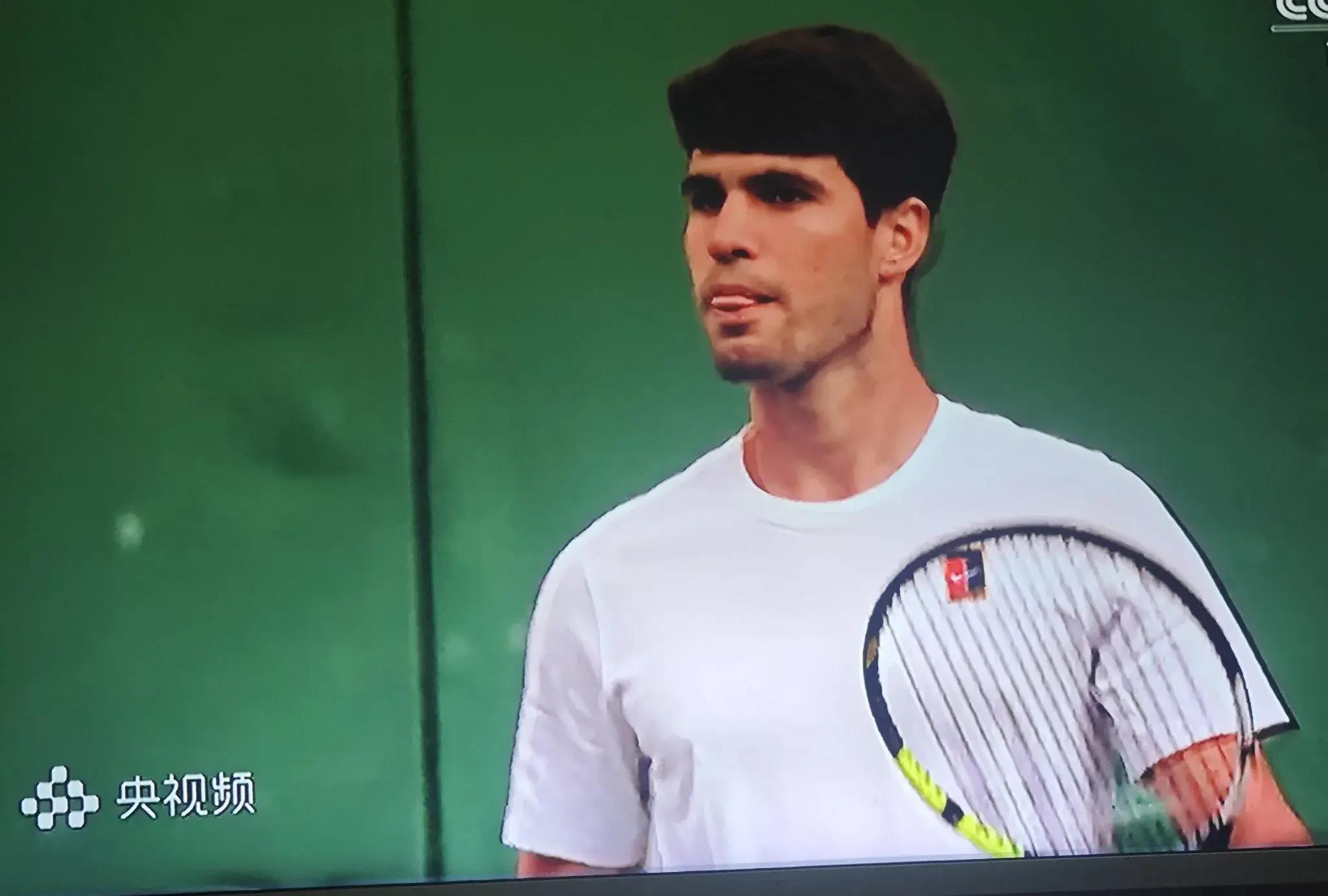 温网碾压法网，纳达尔刷新纪录