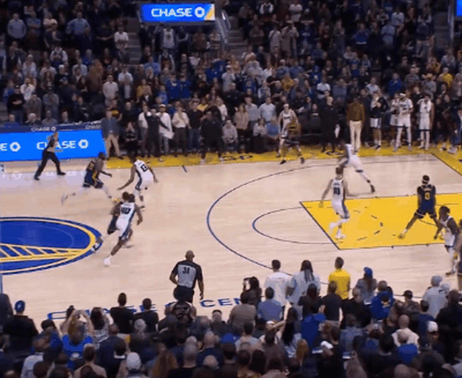 国王逆转山西队,克莱扛起全队 国王逆转山西队,克莱扛起全队