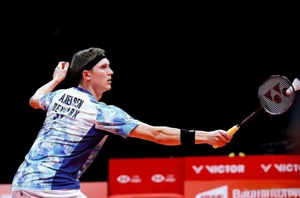 日本队险胜丹麦队，安赛龙点燃赛场