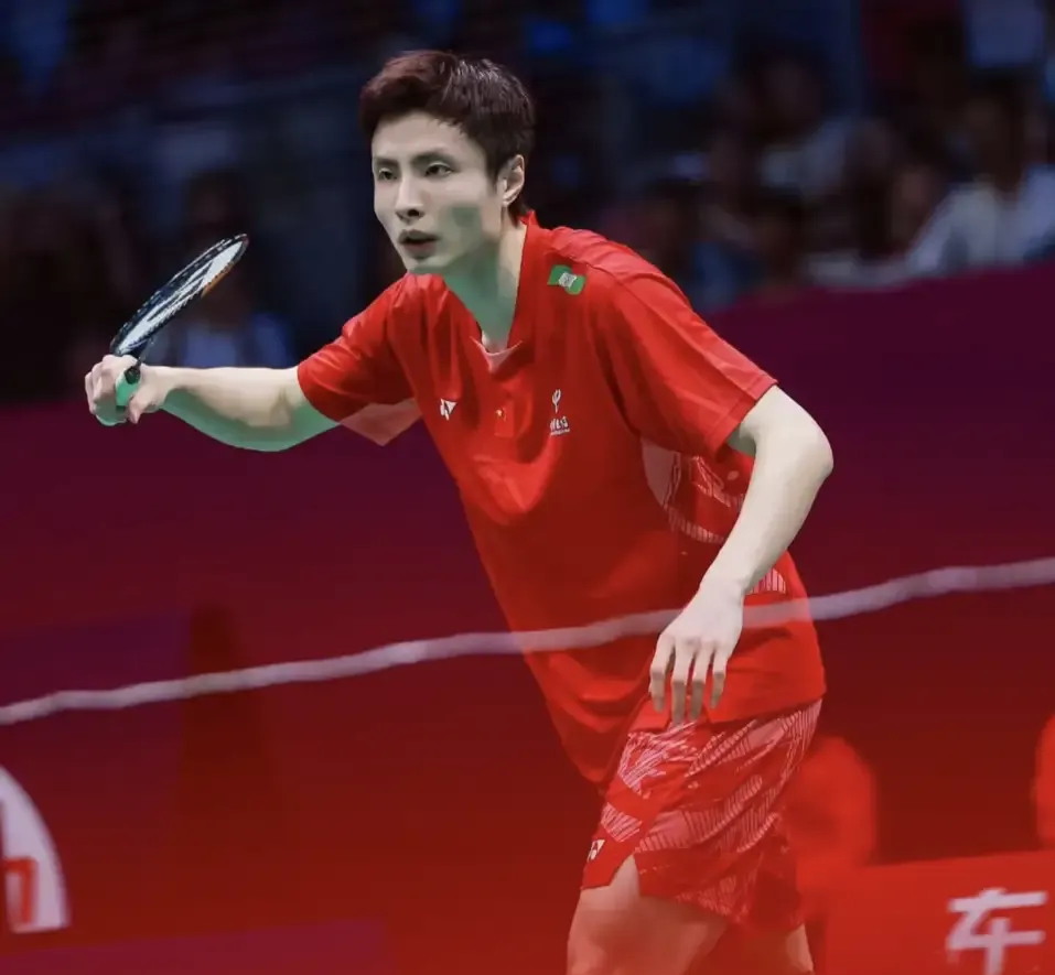 日本羽毛球队轻取印度羽毛球队，安赛龙完成帽子戏法