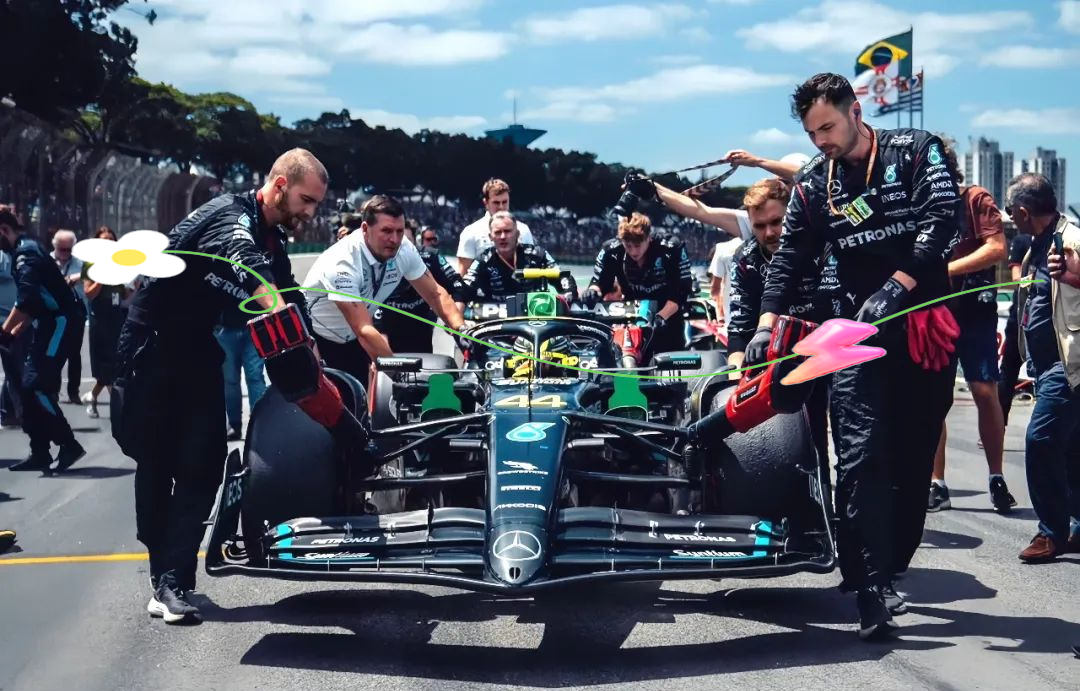 红牛二队翻盘梅赛德斯,诺里斯统治全场 红牛二队翻盘梅赛德斯,诺里斯统治全场