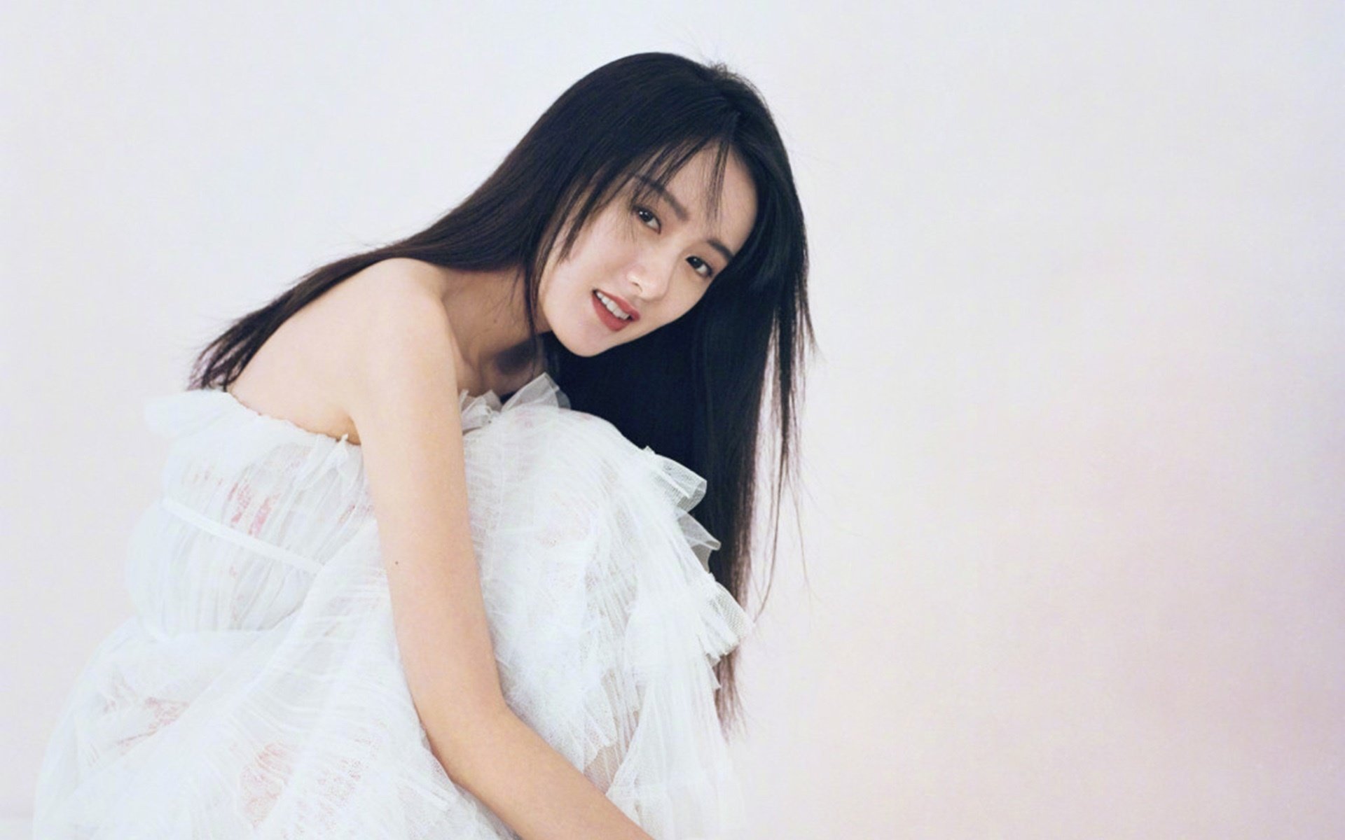 中场新王诞生！卡马文加统治级数据引惊叹，佛罗伦萨战术打穿马里防线成经典案例