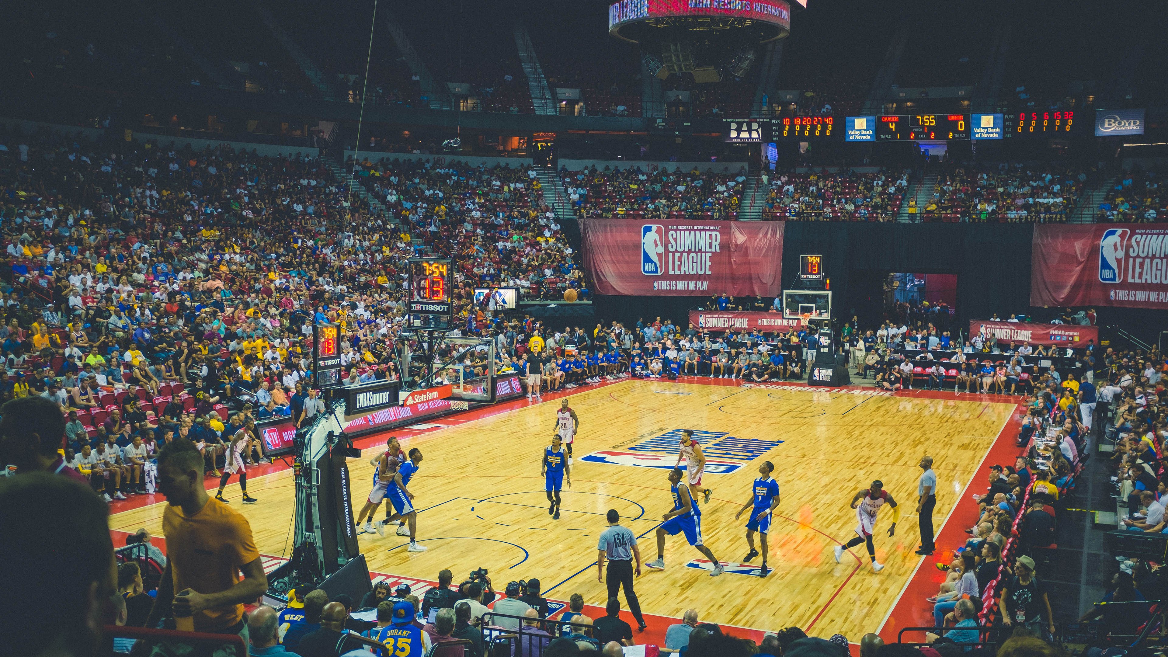 基耶萨独舞撕裂防线，加拿大风暴席卷卡塔尔—一场定义比赛走向的表演